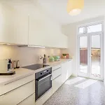Apartamento Lemon3 - Design With Smart-tv, Self Check-in & Free Parking *