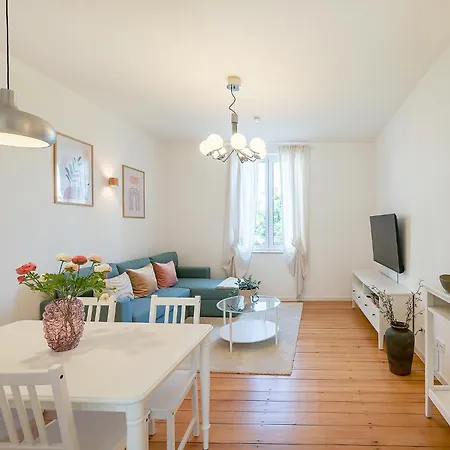 Flair Homes - Design With Smart-tv, Self Check-in & Free Parking