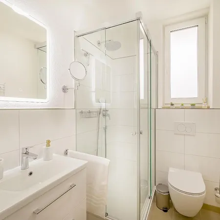 Appartement Flair Homes - Design With Smart-tv, Self Check-in & Free Parking