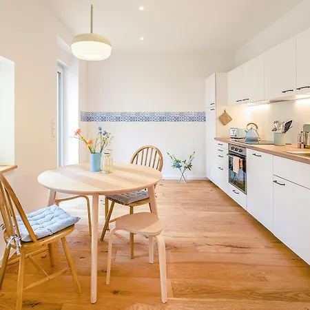 Lemon3 - Design With Smart-tv, Self Check-in & Free Parking Apartment Karlsruhe